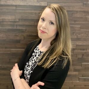 Meet your Posher, Jennifer